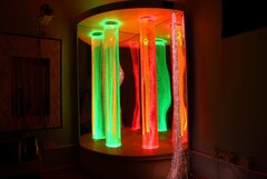 Сенсорный уголок большой с двумя колоннами, двусторонней подсветкой и фибероптическими нитями. VIP класс. - fgospostavki.ru - Новосибирск